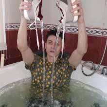 Wet Live Team: Relax Shower and Ruslan in Socks with the Inscription 18+