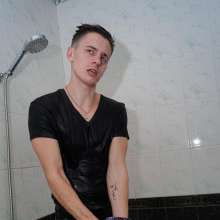 Wet Live Team: Ruslan, His Incredible Bathing, Shower and Sense of Style!