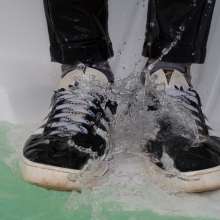 Wet Live Team: Ruslan, His Incredible Bathing, Shower and Sense of Style!