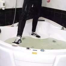 Wet Live Team: Ruslan, His Incredible Bathing, Shower and Sense of Style!