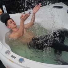 Wet Live Team: Ruslan, His Incredible Bathing, Shower and Sense of Style!