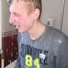 Wet Live Team: Ruslan Invited Artem to the Bath and They Got Wet Together!