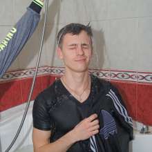 Wet Live Team: Ruslan Invited Artem to the Bath and They Got Wet Together!