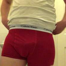 permamarka: Shaving Cream and Red Calvin's Covering
