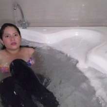 Nataly Loveu: Shower at Jean's