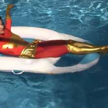 wamtec: Supergirl Vs Flashgirl