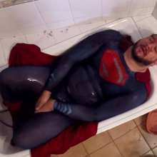 Polarwet: Superman Vs Kyptonian Slime