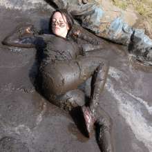 EuroWAM Team: Muddy sports outfit