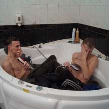 Wet Live Team: These Guys Are Big WAM Enthusiasts Filming Themselves