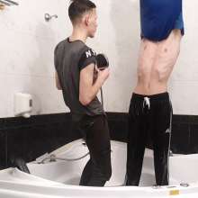 Wet Live Team: These Guys Are Big WAM Enthusiasts Filming Themselves