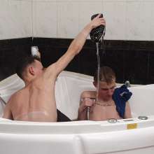 Wet Live Team: These Guys Are Big WAM Enthusiasts Filming Themselves