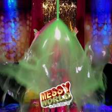 LiquidX: tMe: Verity Scott rides The MessyWorld eXpress