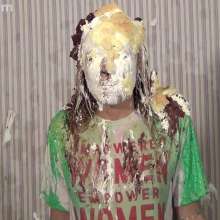 Anglefan: Slimed while waiting on a friend