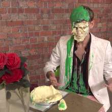 WamtasticUK: Angry Waiter Messy Customers Restaurant