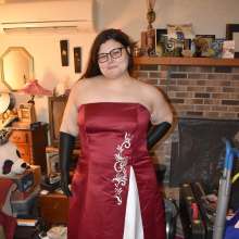JD and Messy Andi: Possible Sploshing Outfits