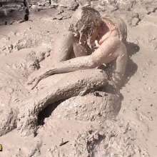 FOXY: Angel and Aurel together in mud