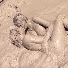 FOXY: Angel and Aurel together in mud