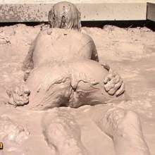FOXY: Angel and Aurel together in mud