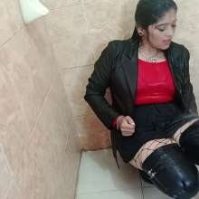 WetPlace: Jazminss Lovely Shower