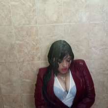 WetPlace: Jazminss Showering Fully-Clothed In The Bathroom