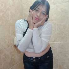 WetPlace: Jazminss Shower In Jeans