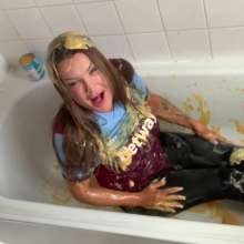 TheGungeZone: Kitty's Messy Football Forfeit
