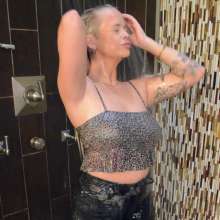 FunFilled Photography: Krystal's Pie and Slime Trivia Challenge in Jeans!