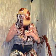 FunFilled Photography: Krystal's Pie and Slime Trivia Challenge in Jeans!