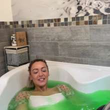 TheGungeZone: Lauren's Messy Slime Bath