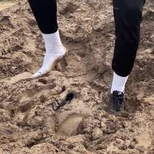 derekwam: Muddy Trainers and White Socks