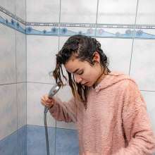 Wet Live Team: She Got Wet in a Teddy Jacket, Looked like a Cute Wet Bear
