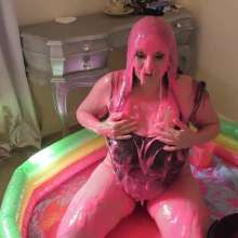 TheGungeZone: Sophia's Swimsuit Gunging