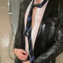derekwam: Suit and Slime