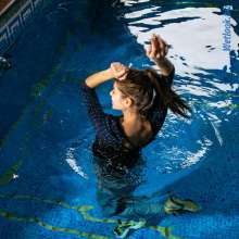 wet.look.me: Wetlook girl in blouse and jeans get wet in pool | Wetlook.biz