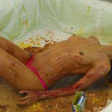 HotWamHD: Brand new Hotwamhd scene--Antonia's Messy Modelling Masterclass