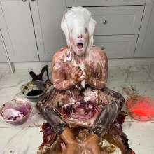 bsmessybakery: After work pies and gunge