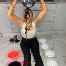 bsmessybakery: After work pies and gunge