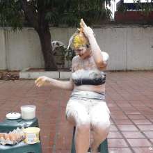 Wam Bagheera Studio: Cake Head