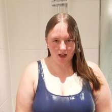CheekyLuna: Cheekyluna's Blue Swimsuit Shower