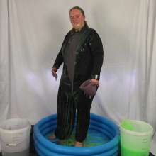 CheekyLuna: Cheekyluna's Gunge Filled Wetsuit