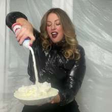 bsmessybakery: Cream and Custard Puffer Jacket