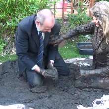 WSMProductions: Custard Couple (Cc) in Muddy Business Suits