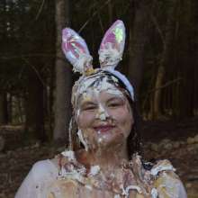 JD and Messy Andi: An Easter Egging!