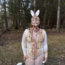 JD and Messy Andi: An Easter Egging!