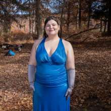 JD and Messy Andi: Andi's Blue Formal Gown Gets Wet!