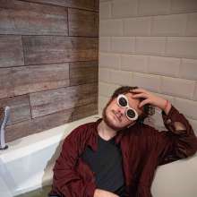 Wet Live Team: Good Morning and Oleg's Excellent Getting Wet in the Bath