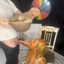 bsmessybakery: Messy blowjobs?