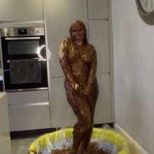 WAMfuns Messy Forfeits: Kacie James Chocolate Tease