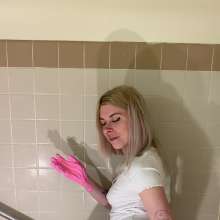 RevSlymsford: Kaydens Has Naughty Fun With Pink Frosting!