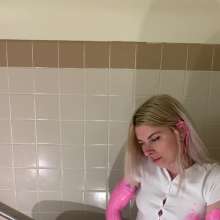 RevSlymsford: Kaydens Has Naughty Fun With Pink Frosting!